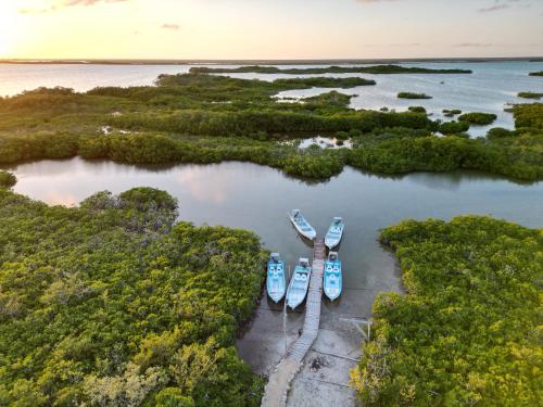 Grand Slam Fly Fishing Lodge, Punta Allen