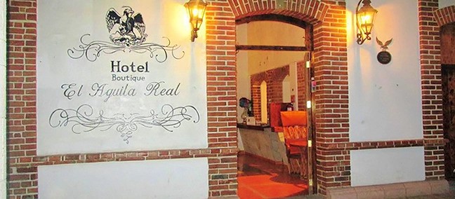 El Águila Real, Villa del Carbón