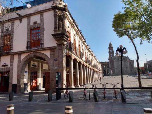 Domingo Santo, Ciudad de México