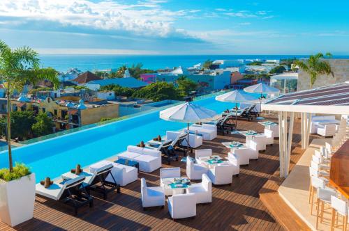 The Fives Downtown Hotel and Residences, Playa del Carmen