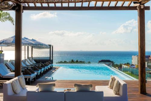 The Fives Downtown Hotel and Residences, Playa del Carmen