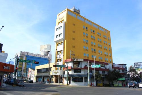 El Regio, Monterrey