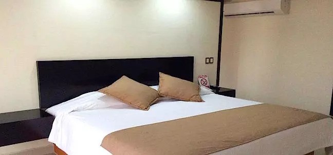 La Media Luna Inn, Huejutla