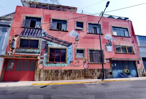 The Roof Backpackers Hostel, Guadalajara