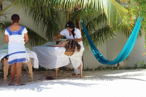 Tierra Mía, Holbox