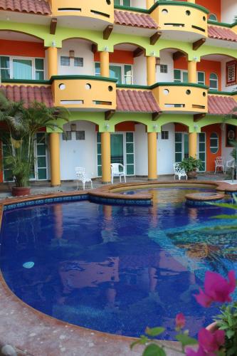 El Tucán, Puerto Escondido