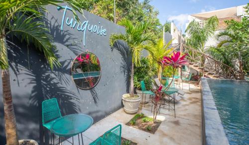 Turquoise Petit, Tulum