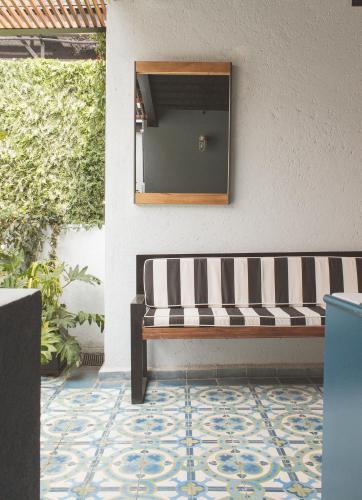 Casa Decu, Ciudad de México