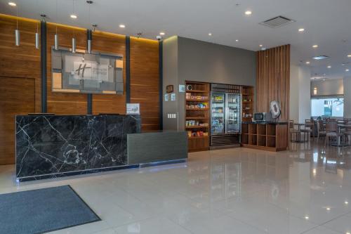 Holiday Inn Express and Suites Aeropuerto Terminal, Silao