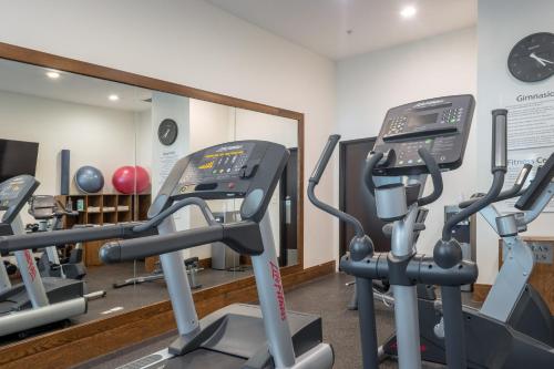 Holiday Inn Express and Suites Aeropuerto Terminal, Silao