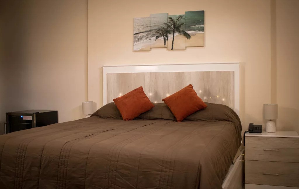 California Comfort & Suites, Los Algodones
