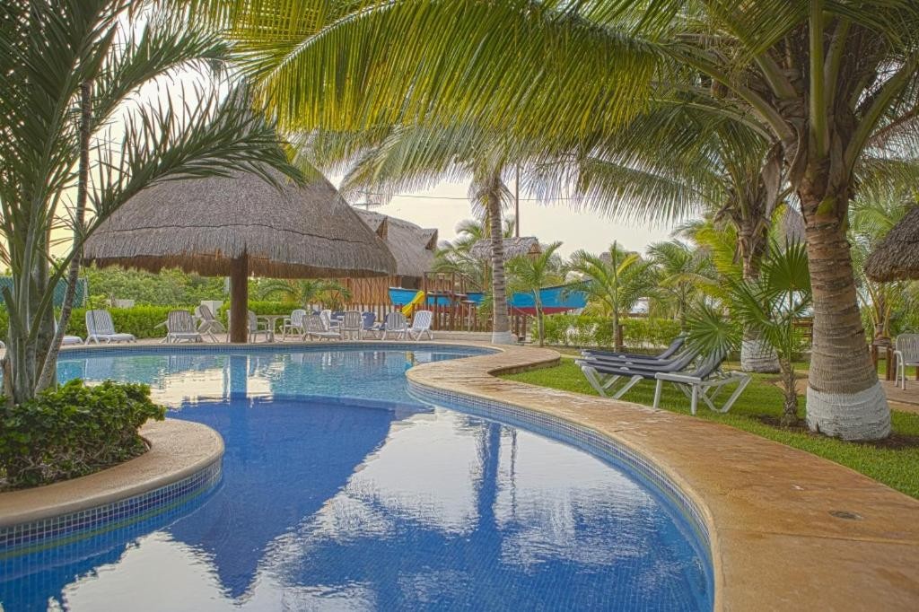 Tecnohotel Beach, Progreso