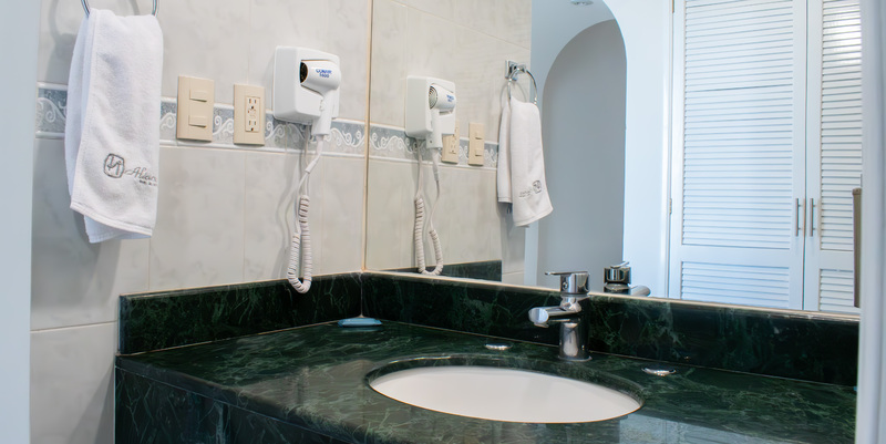 Aliana Hotel & Suites, Salamanca