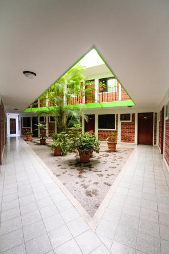 Arboledas Industrial, Guadalajara