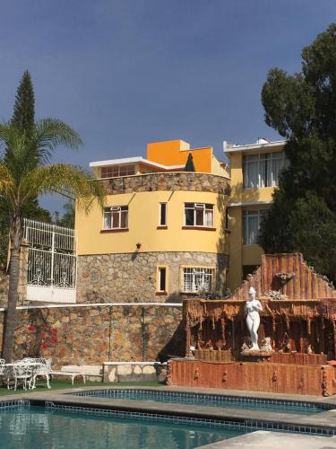 Belisana, Ixtapan de la Sal