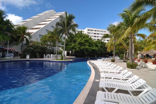 Oasis Palm, Cancún