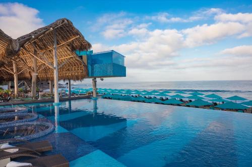 Almar Resort Luxury LGBT Beach Front Experience, Puerto Vallarta