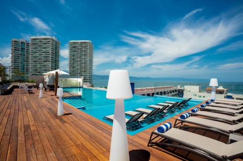 Crown Paradise Golden, Puerto Vallarta