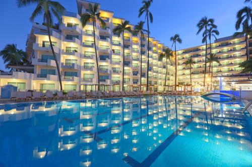 Crown Paradise Golden, Puerto Vallarta