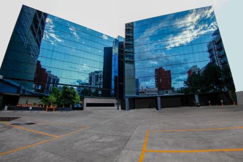 El Diplomático, Ciudad de México