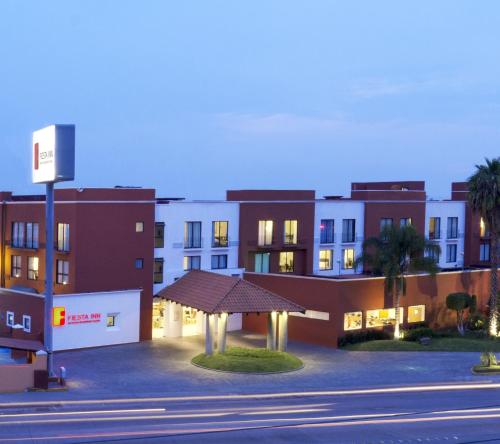 Fiesta Inn, León