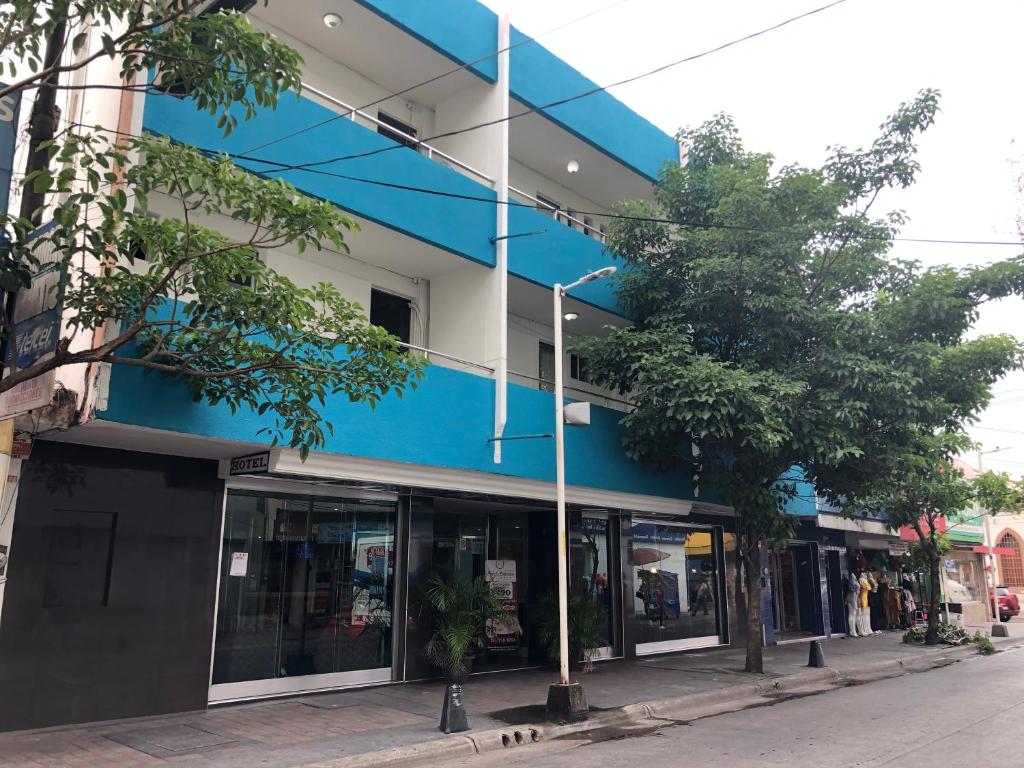 Frances, Culiacán