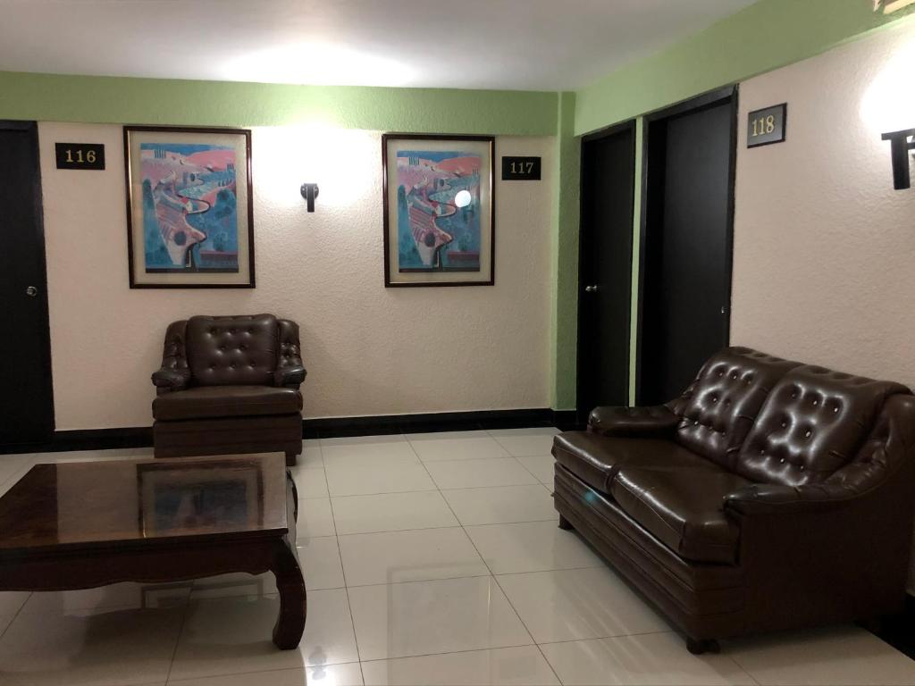 Frances, Culiacán