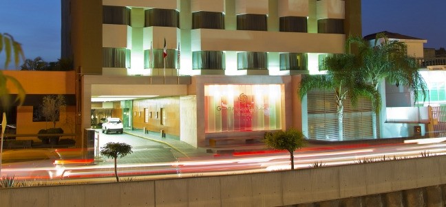 Guadalajara Plaza Ejecutivo López Mateos, Guadalajara