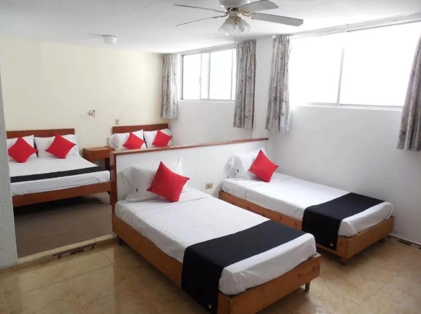 OYO Hotel Italia, Aguascalientes