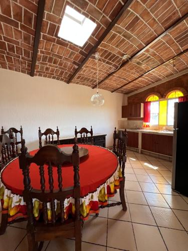Mama Chuy, San Juan Cosala