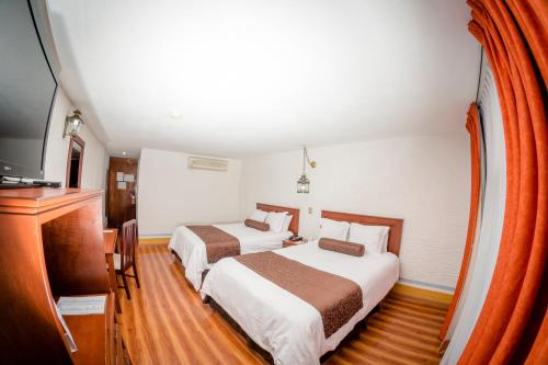Howard Johnson Calle Real, Morelia