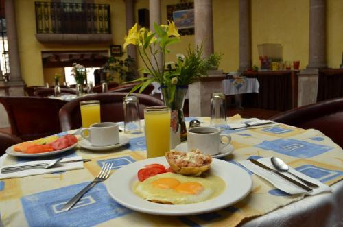 Howard Johnson Calle Real, Morelia