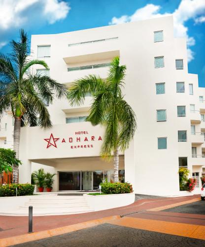 Adhara Express, Cancún