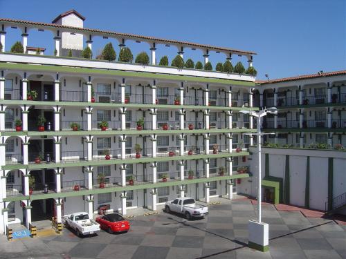 Marqués de Cima, Nogales