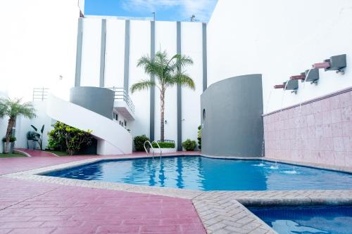 Mirage, La Piedad