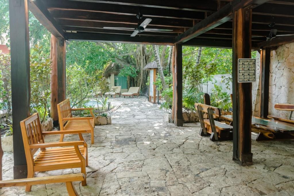Na Balam, Isla Mujeres