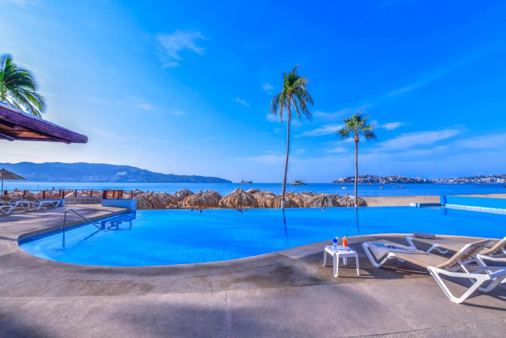 Krystal Beach Acapulco, Acapulco