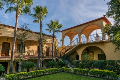 Posada del Hidalgo, El Fuerte