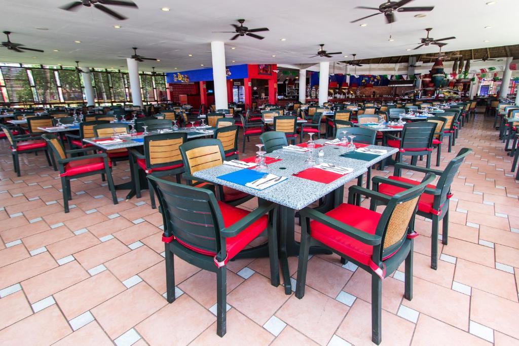Royal Decameron Complex, Bucerías