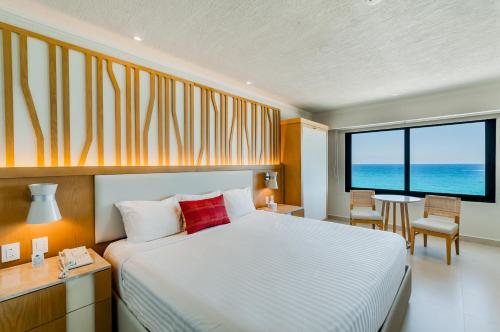 Royal Solaris, Cancún
