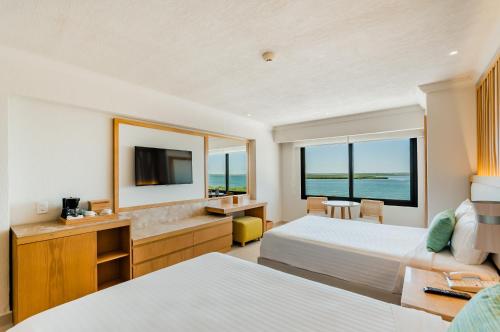 Royal Solaris, Cancún