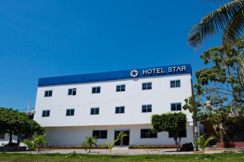 Star, Manzanillo