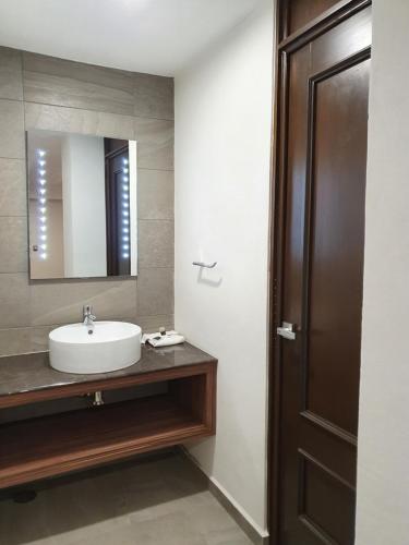 Estanza Hotel & Suites, Morelia