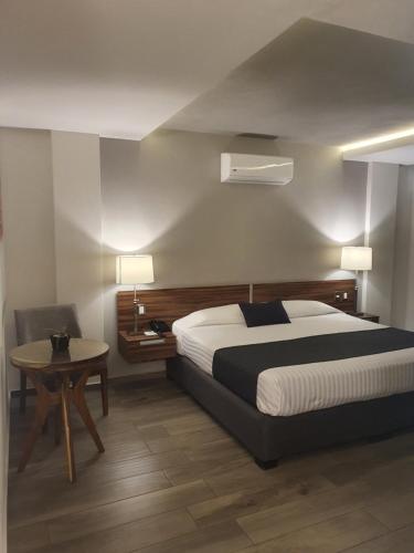 Estanza Hotel & Suites, Morelia