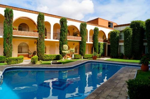 Hotel y Suites Villa del Sol, Morelia