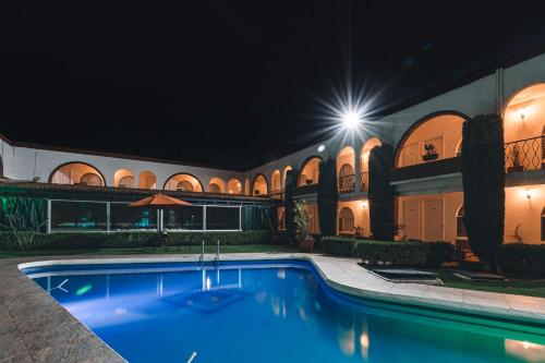 Hotel y Suites Villa del Sol, Morelia