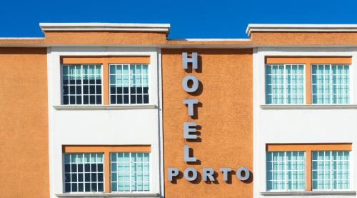 Porto, Lázaro Cárdenas
