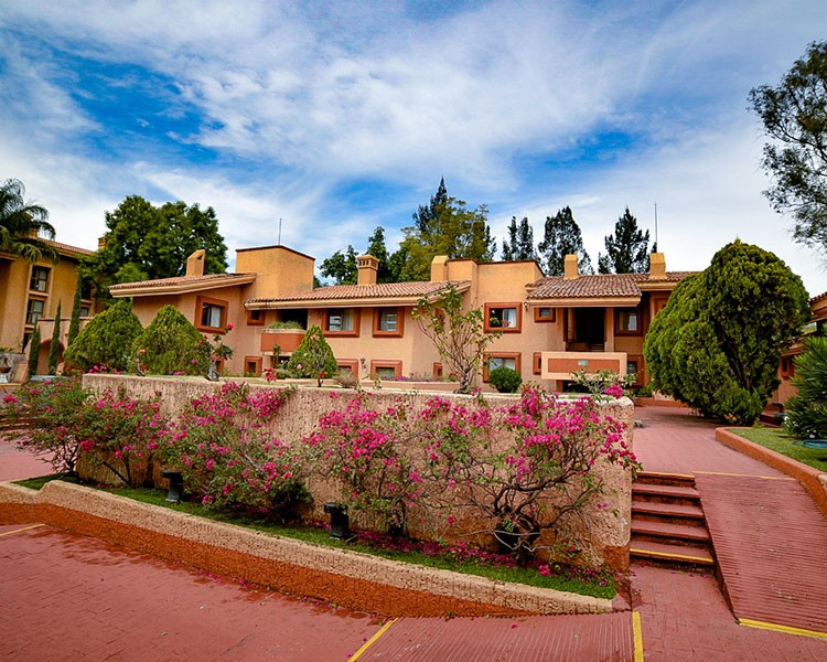 Hotel Villa Primavera, Guadalajara - Precios Baratos Garantizado
