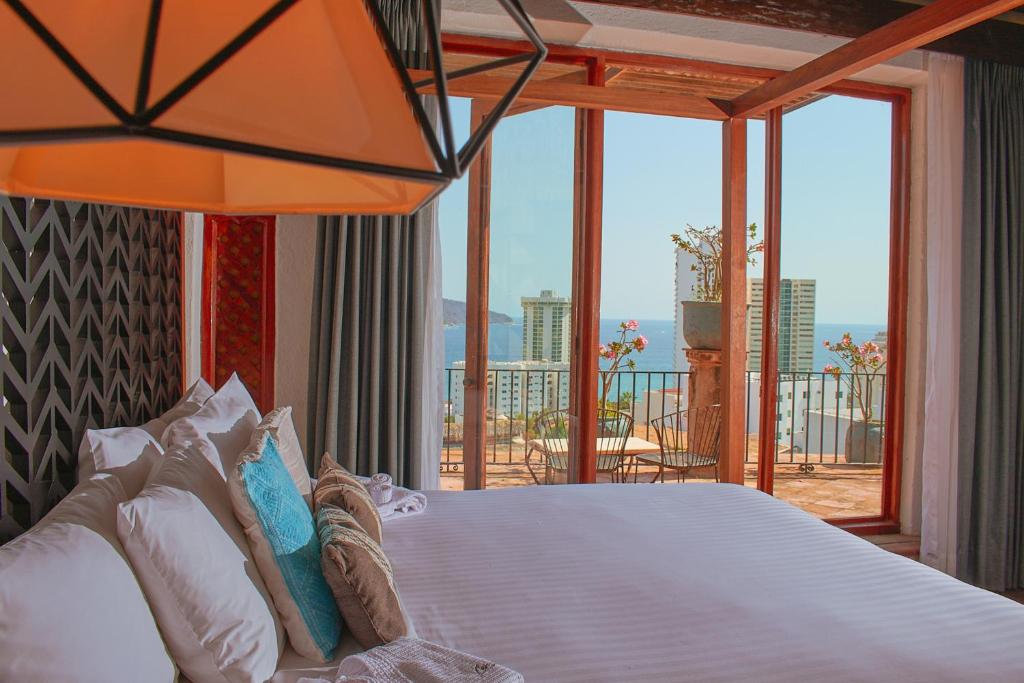 Villavera, Acapulco
