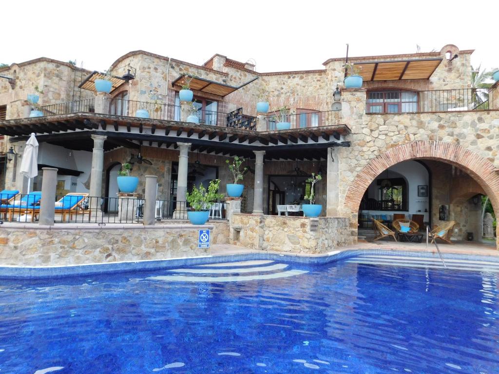 Villavera, Acapulco